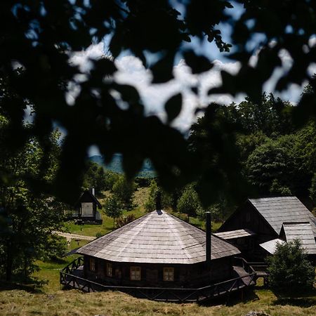 Raven'S Nest - The Hidden Village, Transylvania - Romania Sub Piatra Dış mekan fotoğraf