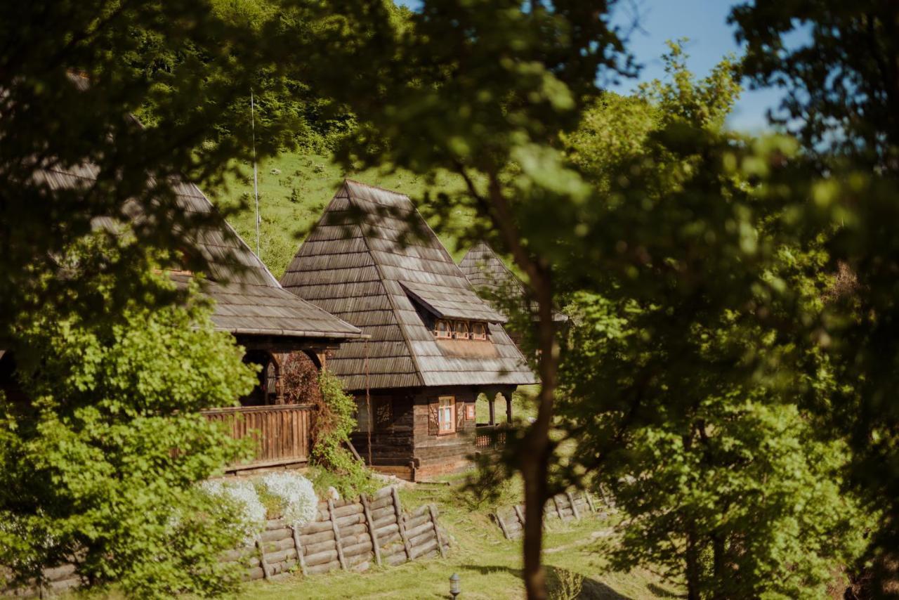 Raven'S Nest - The Hidden Village, Transylvania - Romania Sub Piatra Dış mekan fotoğraf