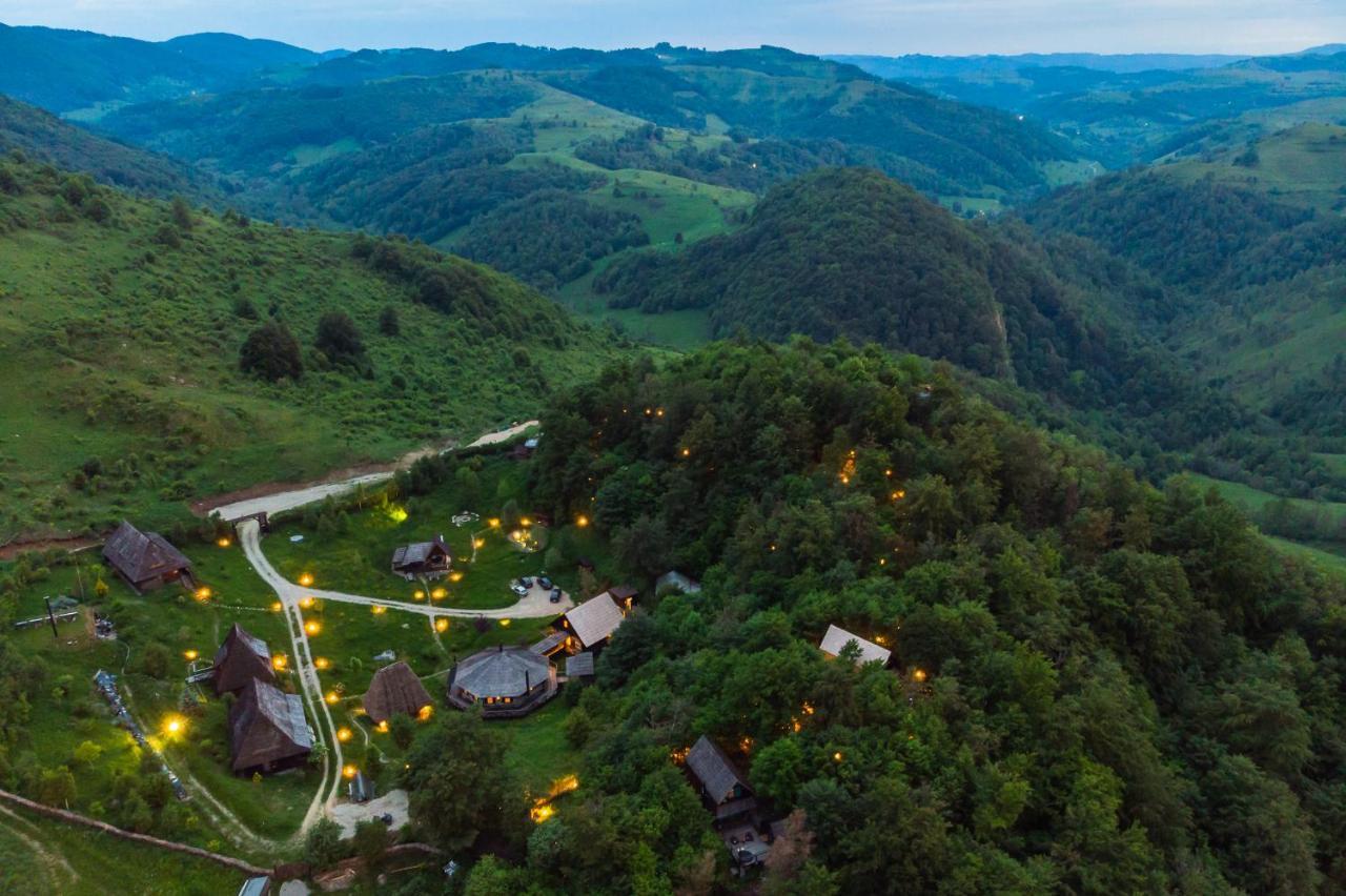 Raven'S Nest - The Hidden Village, Transylvania - Romania Sub Piatra Dış mekan fotoğraf